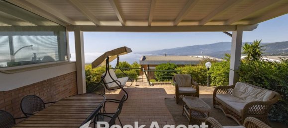 2 bedrooms Villa in Stalettì, Italy No. 291278 11