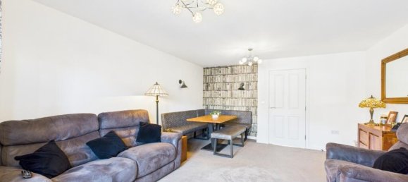 2 bedrooms House in Bordon, United Kingdom No. 13821 3