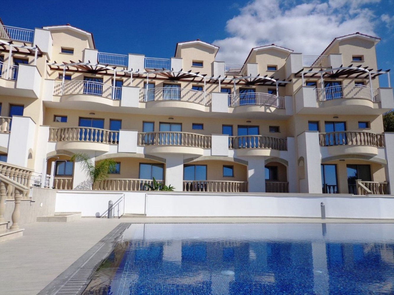 2 bedrooms Apartment in Paphos, Cyprus No. 31945