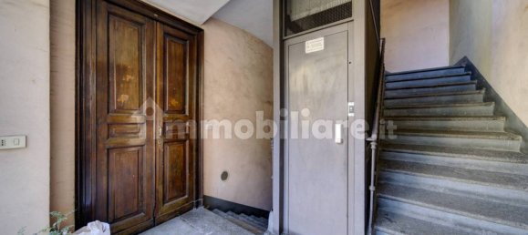 2 bedrooms Apartment in Turin, Italy No. 60819 5