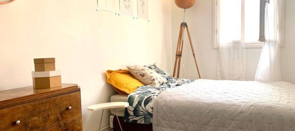 2 bedrooms Apartment in Courbevoie, France No. 327064 3