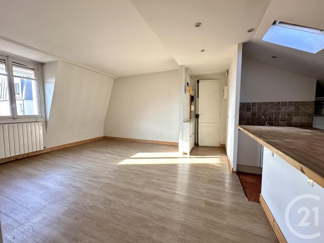 2 bedrooms Apartment in Le Vesinet, France No. 161902