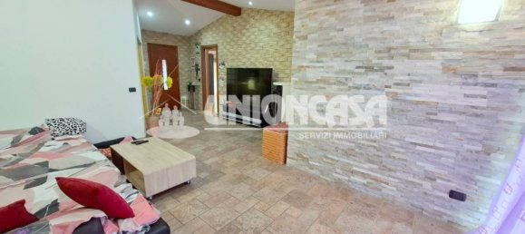 4 غرف نوم فيلا في Solbiate con Cagno, Italy رقم 270412 20