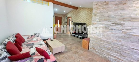 4 غرف نوم فيلا في Solbiate con Cagno, Italy رقم 270412 18