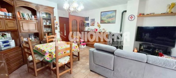 4 غرف نوم فيلا في Solbiate con Cagno, Italy رقم 270412 6