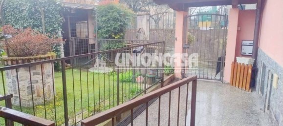 4 غرف نوم فيلا في Solbiate con Cagno, Italy رقم 270412 47