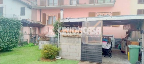 4 غرف نوم فيلا في Solbiate con Cagno, Italy رقم 270412 48