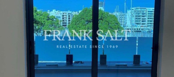 185m² Office in Pieta, Malta No. 12803 2