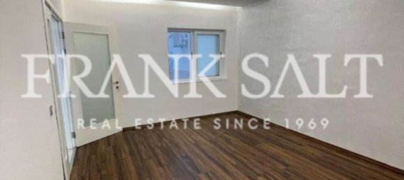 185m² Office in Pieta, Malta No. 12803 3