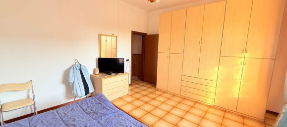 4 rooms House in Argenta, Italy No. 100871 12
