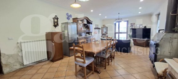 4 Schlafzimmer Villa in Sora, Italy, Nr. 289074 21