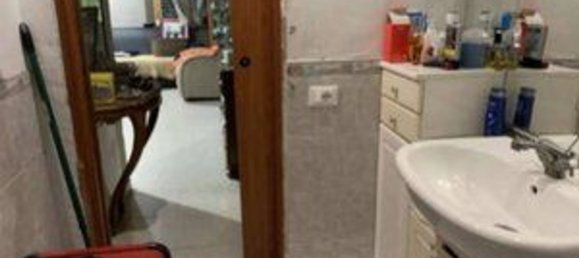 3 rooms Apartment in Capraia e Limite, Italy No. 40029 14