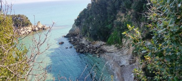 4010m² Hotel for sale in Corfu, Central Corfu and Diapontian Islands, Corfu, Ionian Islands, Peloponnese, Western Greece and the Ionian, Greece № 6396 3