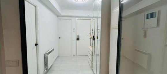Apartamento de 3 dormitorios en Badalona, Spain No. 136357 4