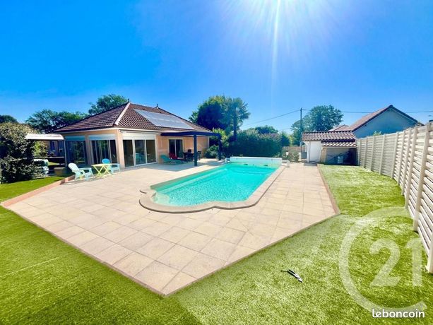 4 bedrooms House in Morlaas, France No. 309177