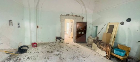 2-Zimmer Haus in Valenzano, Italy, Nr. 19051 11