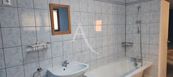 Casa de 5 dormitorios en Calais, France No. 254055 4