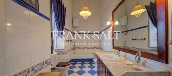 4 غرف نوم فندق في Tarxien, Malta رقم 2711 15