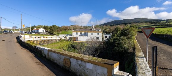 4 bedrooms House in Angra do Heroismo, Portugal No. 45322 3
