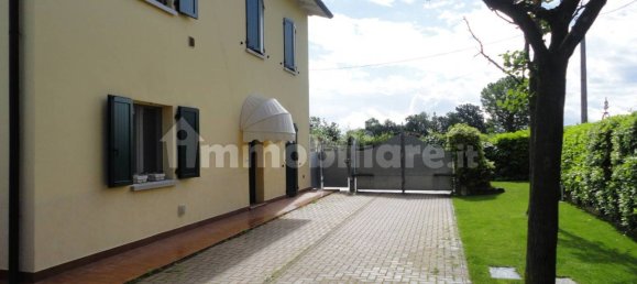 3 bedrooms Villa in Castel Maggiore, Italy No. 132206 6