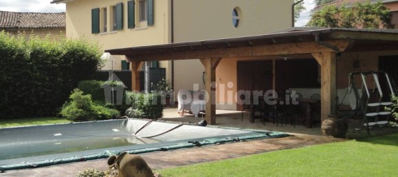3 bedrooms Villa in Castel Maggiore, Italy No. 132206 4