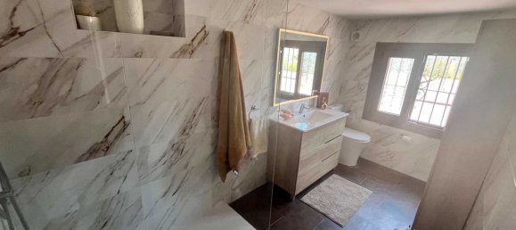 3 bedrooms Villa in Alicante, Spain No. 138162 14