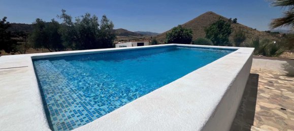 3 bedrooms Villa in Alicante, Spain No. 138162 3