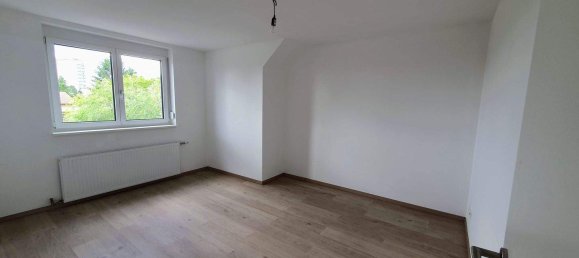 Квартира с 4 комнатами в Винер Нойштадт, Австрия № 177166 9