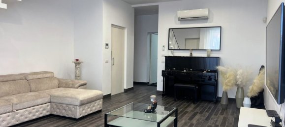 4 bedrooms Villa in Volla, Italy No. 326315 13