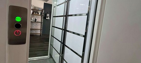 4 bedrooms Villa in Volla, Italy No. 326315 9