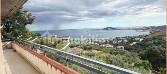 4 Schlafzimmer Villa in Formia, Italy, Nr. 258530 14