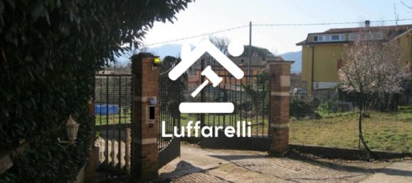 Apartamento de 4 habitaciónes en Valmontone, Italy No. 16617 2