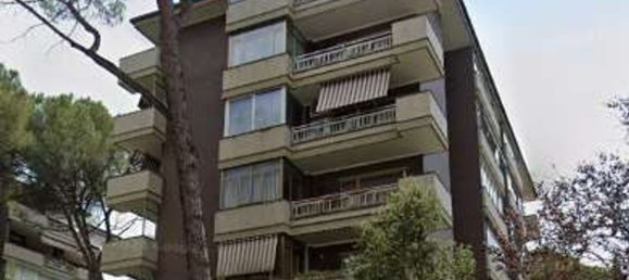 8 bedrooms Apartment in Rome, Italy No. 359817 2