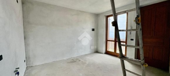 Apartamento de 3 divisões em Gazzaniga, Italy N.º 58865 10