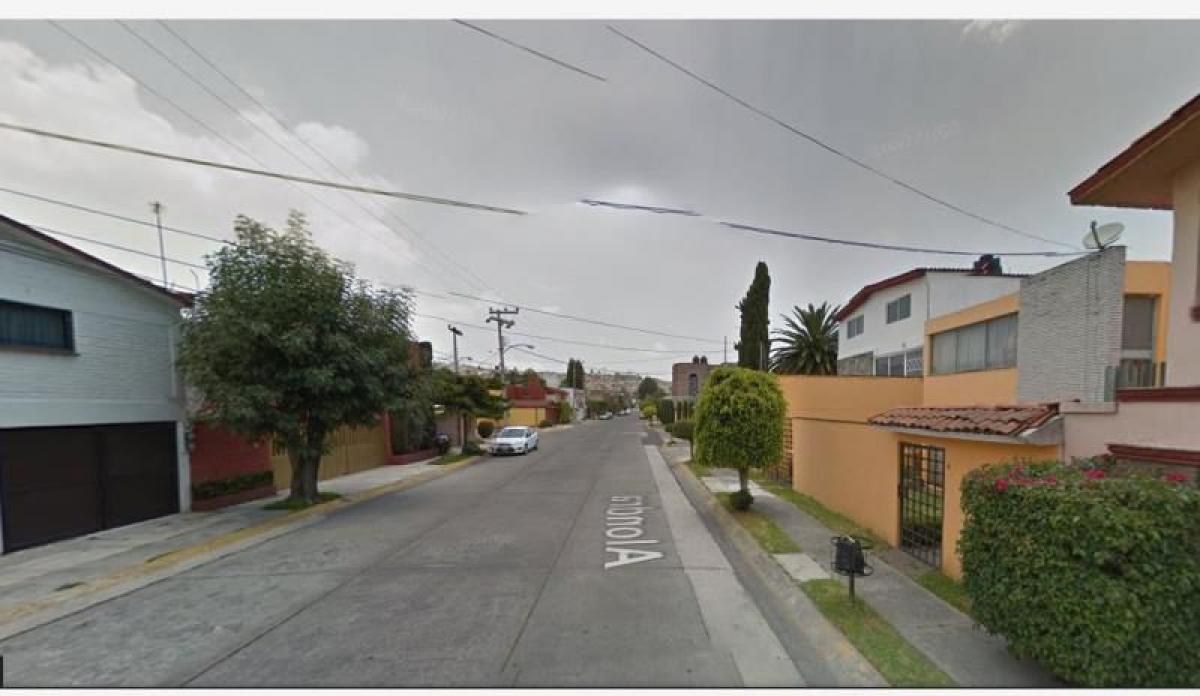 Casa de 3 dormitorios en Ciudad López Mateos, Mexico No. 207300