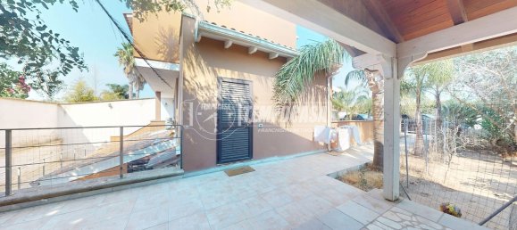 4 غرف نوم فيلا في Cavallino, Italy رقم 326050 25