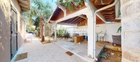 4 غرف نوم فيلا في Cavallino, Italy رقم 326050 3