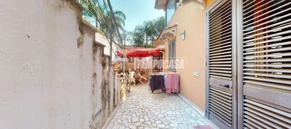 4 غرف نوم فيلا في Cavallino, Italy رقم 326050 36