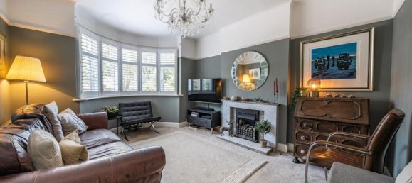 4 bedrooms House in Beckenham, United Kingdom No. 14370 2