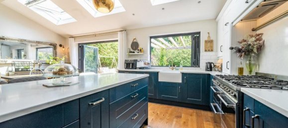 4 bedrooms House in Beckenham, United Kingdom No. 14370 16