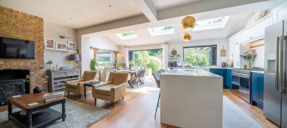 4 bedrooms House in Beckenham, United Kingdom No. 14370 7