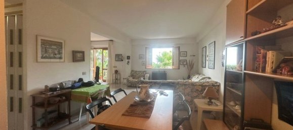 4-salle Appartement à Sant'Alessio Siculo, Italy No. 284352 5