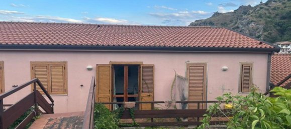 4-salle Appartement à Sant'Alessio Siculo, Italy No. 284352 15