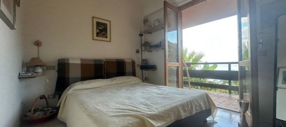 4-salle Appartement à Sant'Alessio Siculo, Italy No. 284352 10