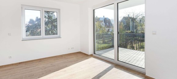 Квартира с 2 комнатами в Баден-Вюртемберг, Германия № 111799 3