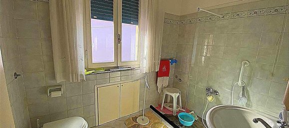 2 bedrooms Apartment in Cecina, Italy No. 114051 10