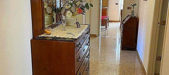 2 bedrooms Apartment in Cecina, Italy No. 114051 9