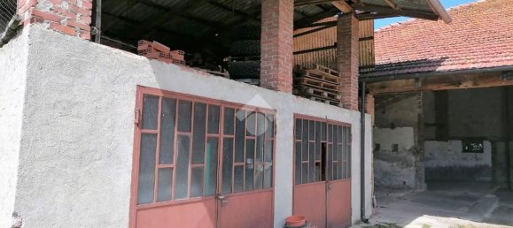 Studio in Virle Piemonte, Italy No. 104638 5