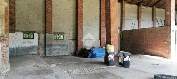 Studio in Virle Piemonte, Italy No. 104638 6