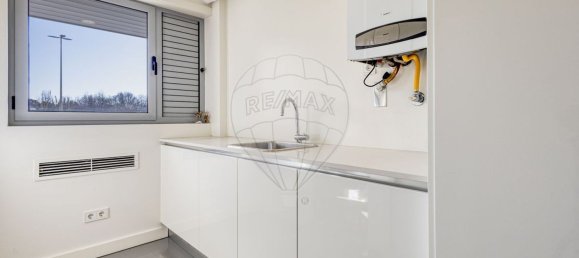 4 Schlafzimmer Wohnung in Porto, Portugal, Nr. 111901 16